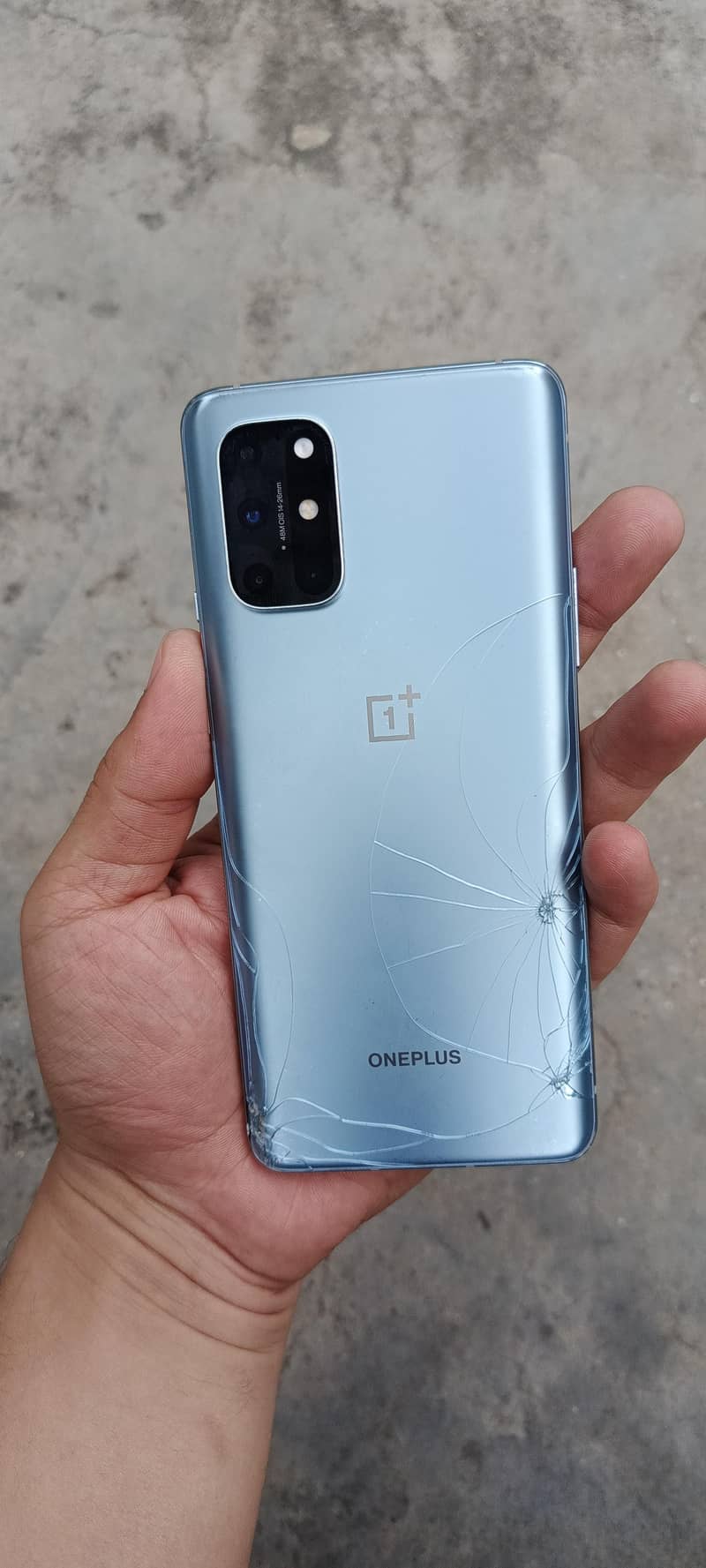 ONE PLUS 8T 1