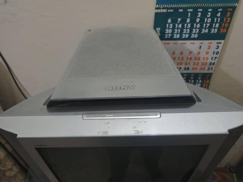 Sony Trinitron with Buffer 1