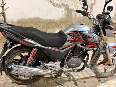 Honda CB150F limited edition