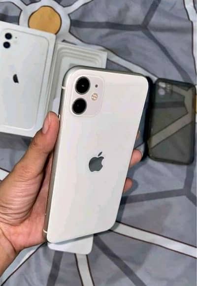iPhones 11 128 GB PTA approed 03460792347 my WhatsApp number