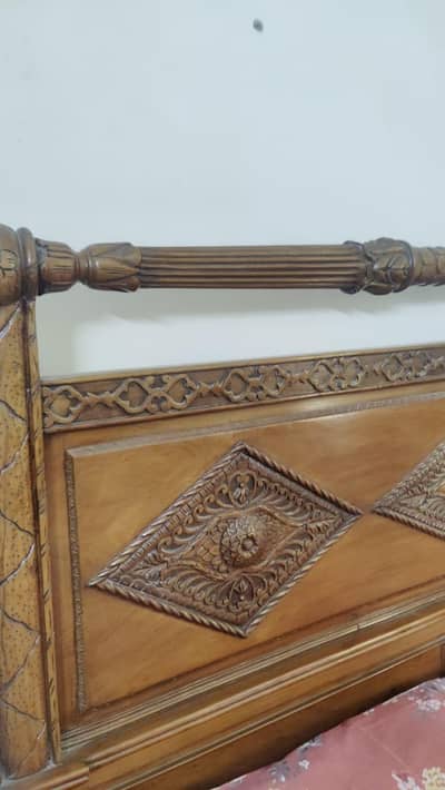 Queen Size Bed Side Tables And Dressing Table