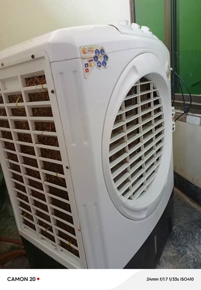 Cooler for sale in good condition