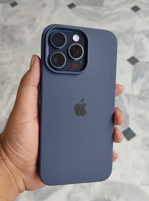 Iphone 15 Pro max 2