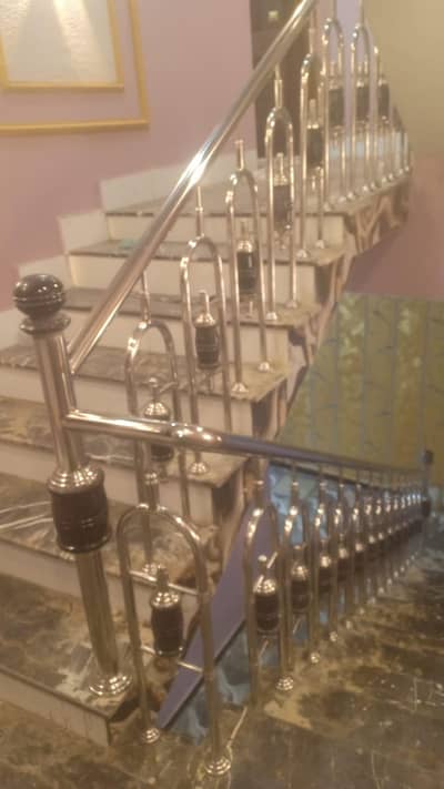 SS stairs railing