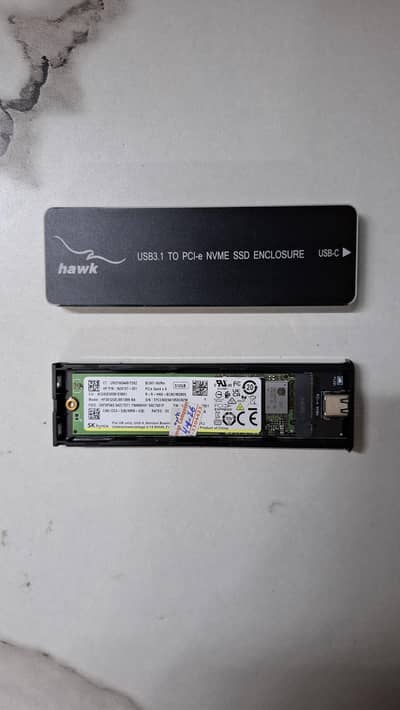 SK Hynix 512 GB NVMe Gen 4