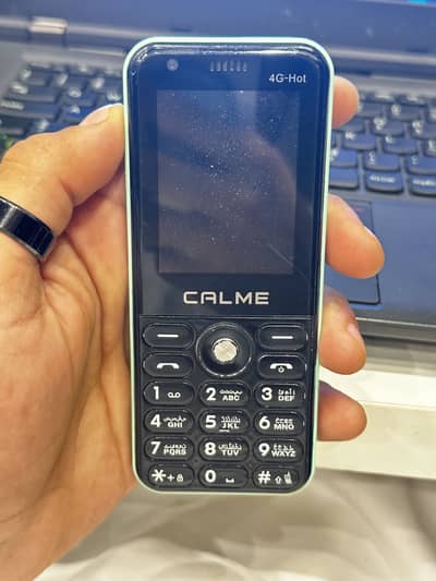 Calme touch screen 4g hotspot