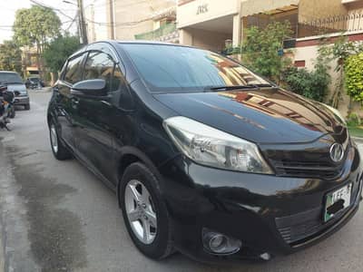 toyota vitz2016
