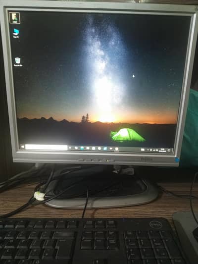 Dell core i5 4rth gen | 8GB RAM | 250 GB HDD|Complete set LCD+keyboard