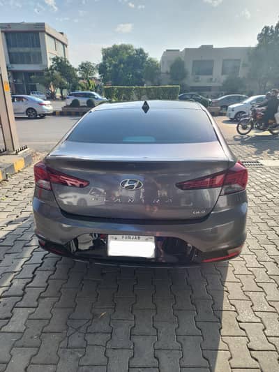 Hyundai Elantra GLS 2.0 2022