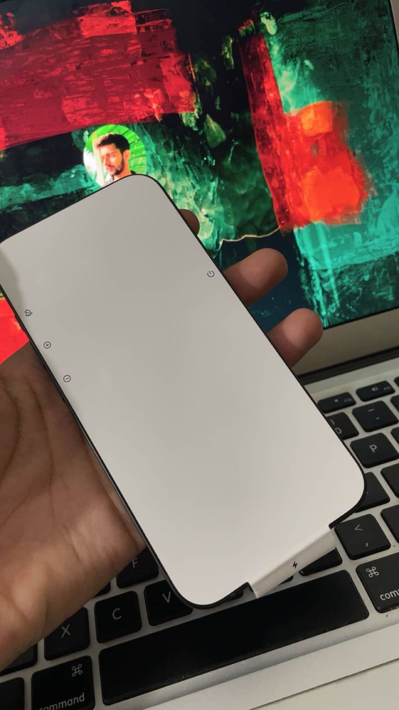 Iphone 17e 1
