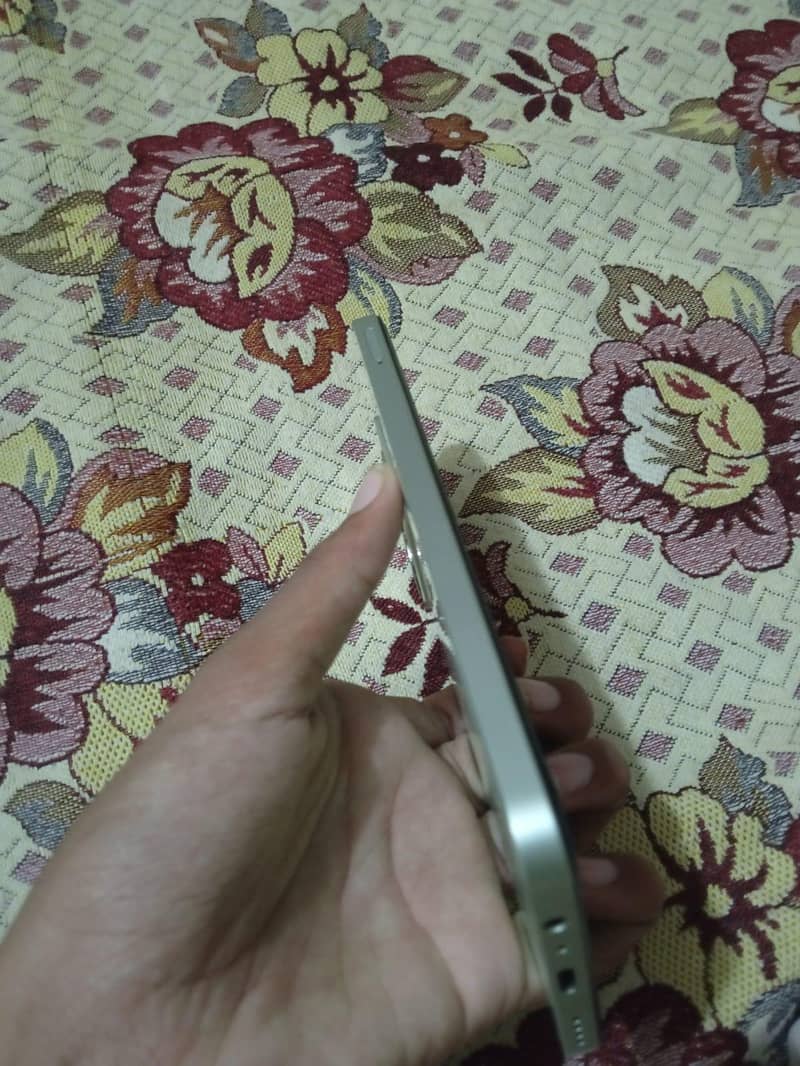 Realme 2