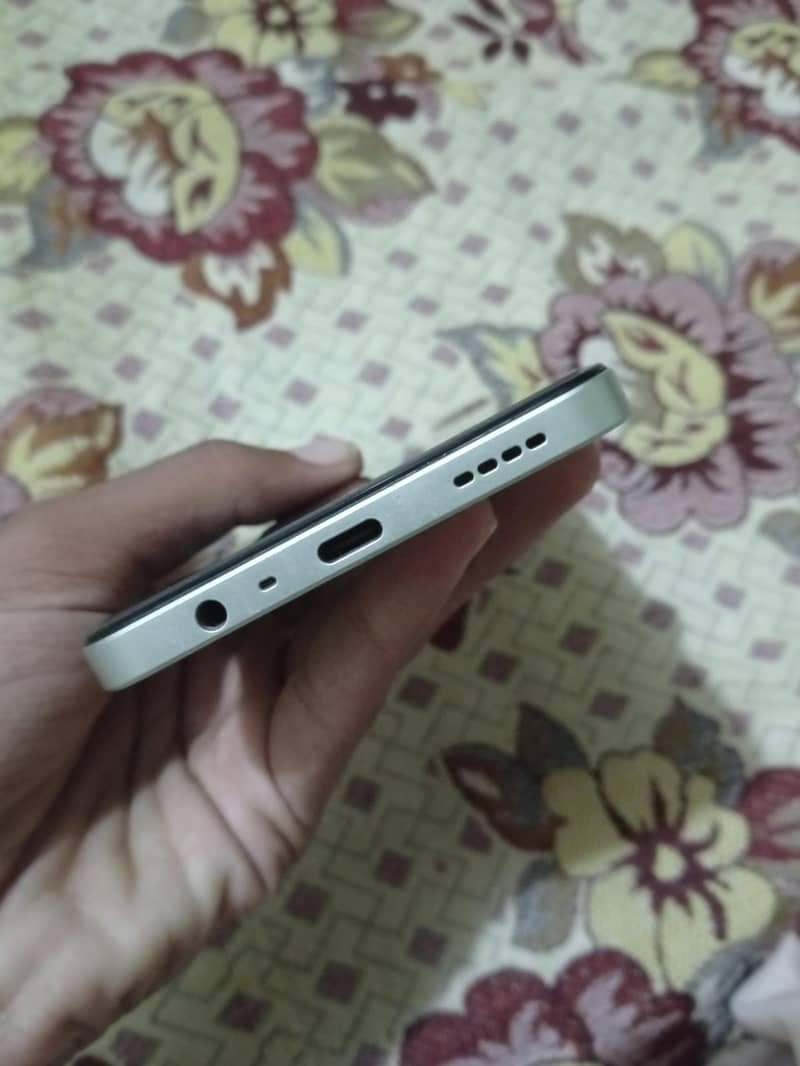 Realme 4