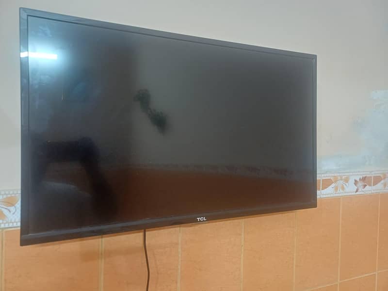 32 inch lcd 2
