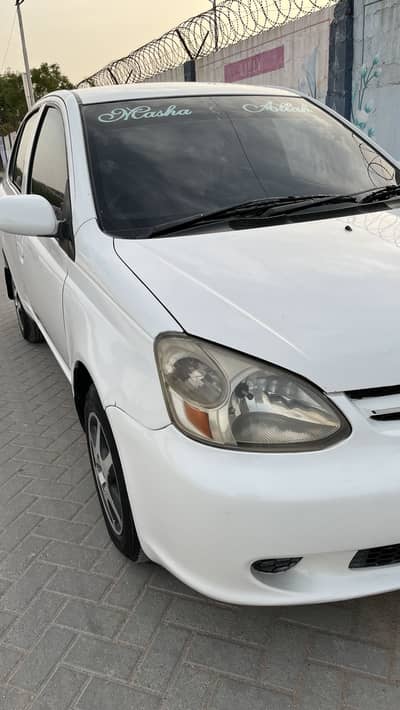 Toyota Platz 2005/2008