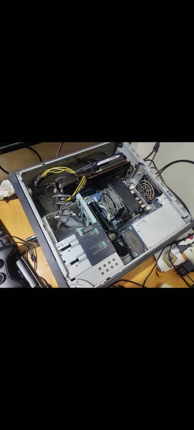 Hpz440 Gaming PC with Rgb Keyboard and Mouse