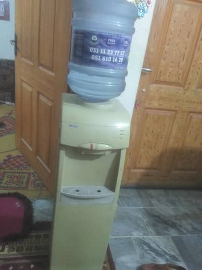 water despenser
