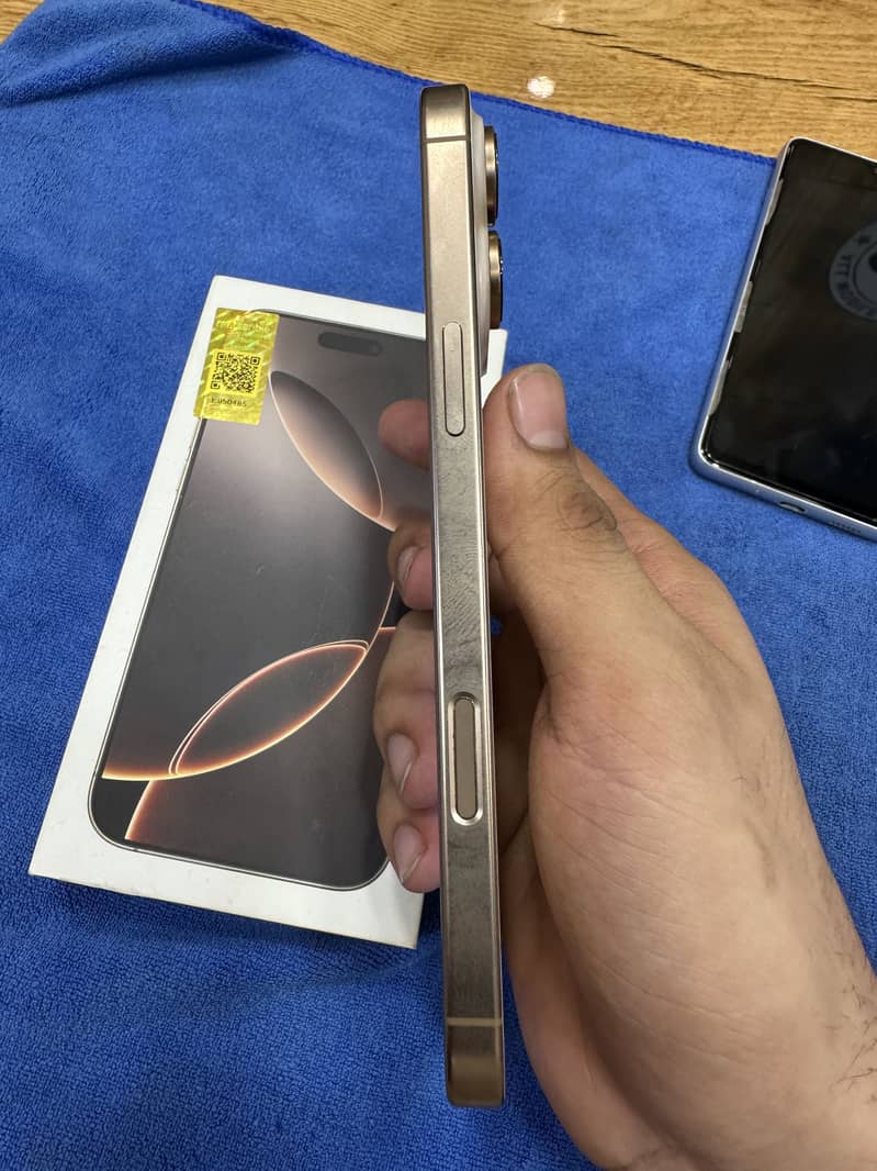 Iphone 16 pro max 1