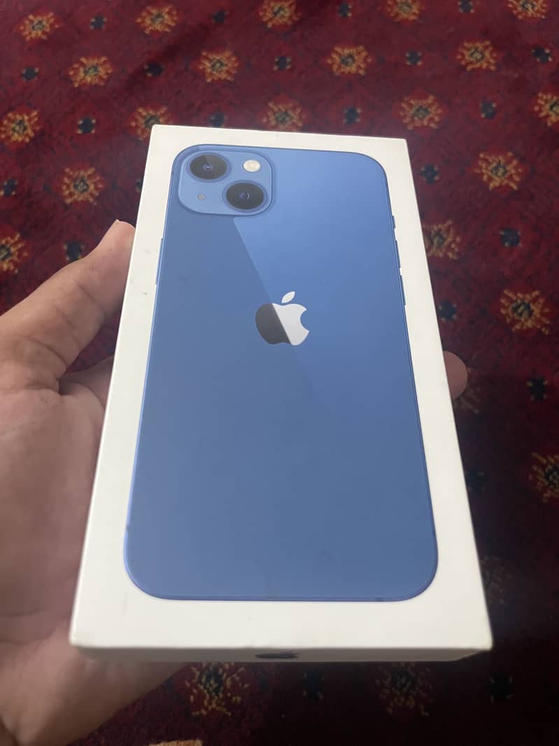 iPhone 13 9