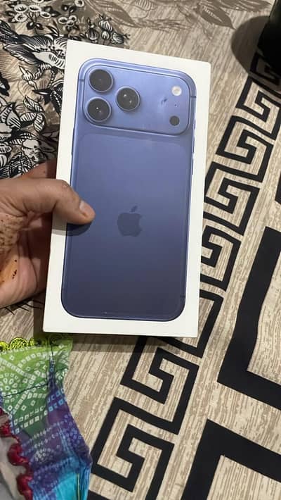 Iphone 17 pro max factory unlock
