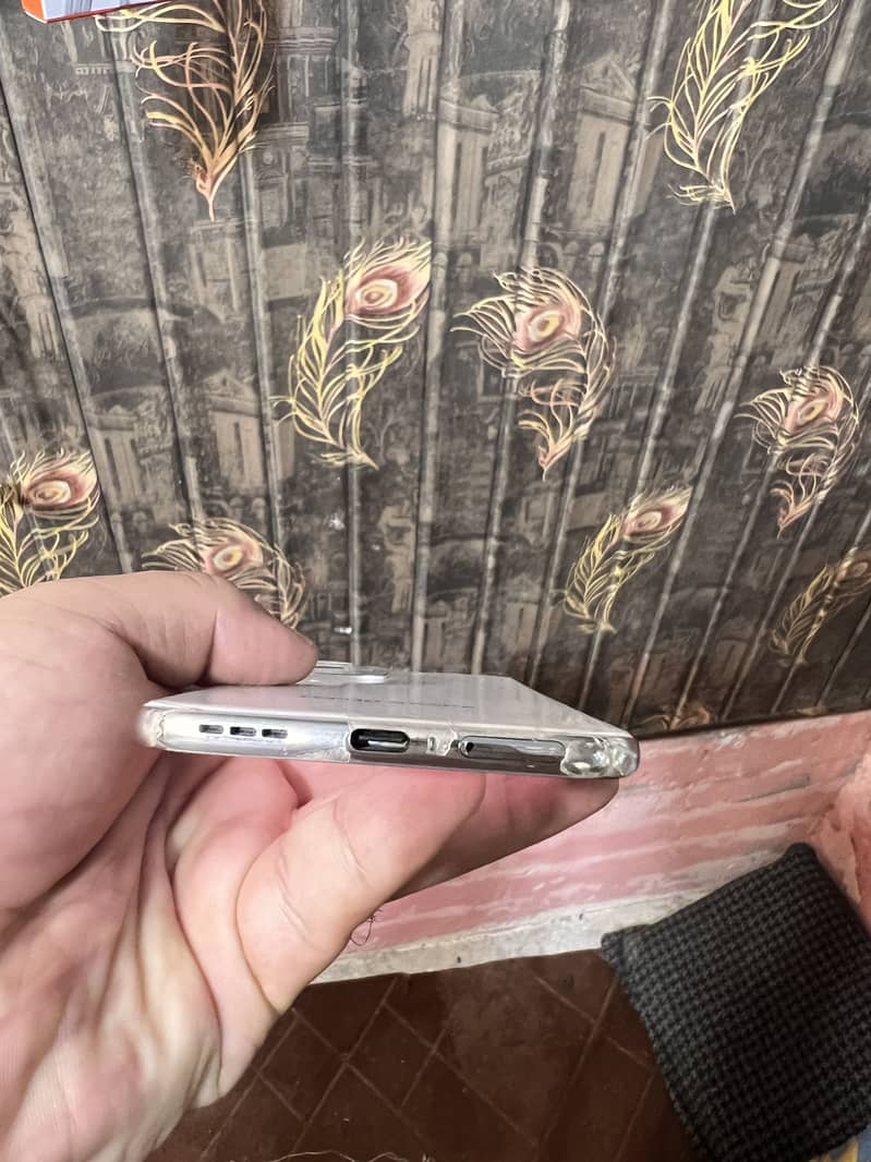 SPARK 40 PRO PLUS 2