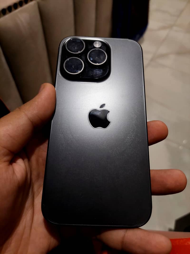 iphone 15 pro 1