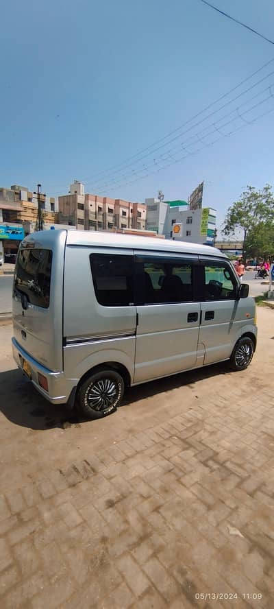 Suzuki Every 2012 register , urgent sale