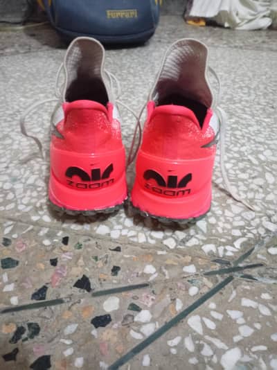 golf shoes