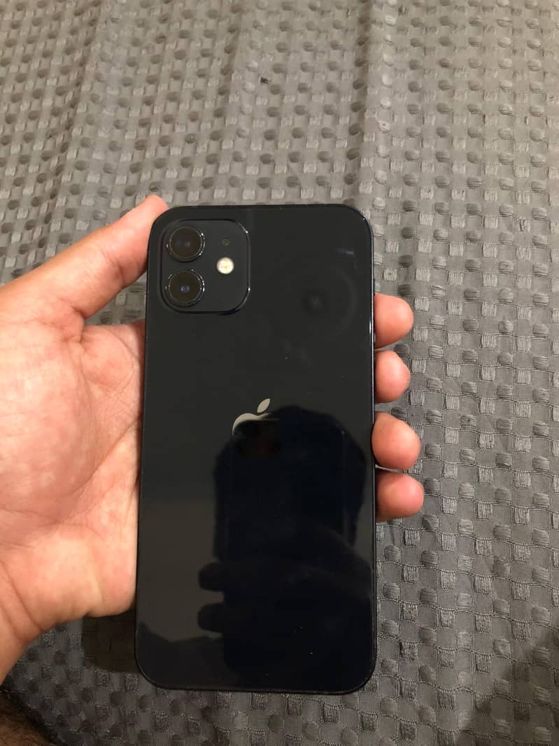 Iphone-12-jv 3