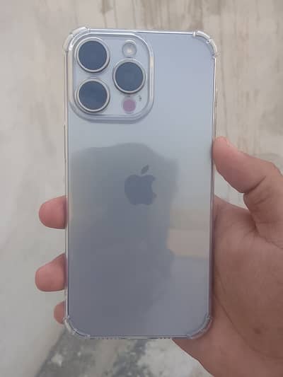 I phone 15 pro max 256gb natural titanium