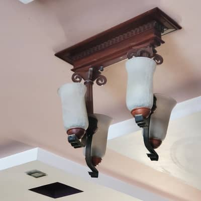Chandeliers/ roof lights