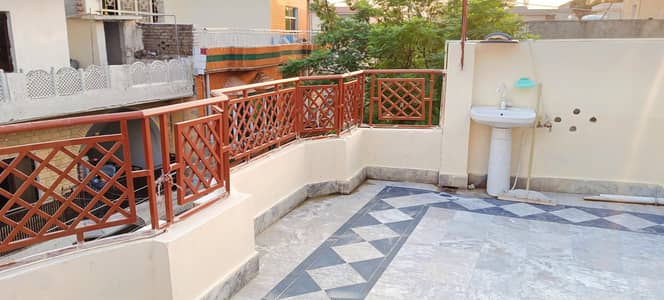 3rd floor story available for rent