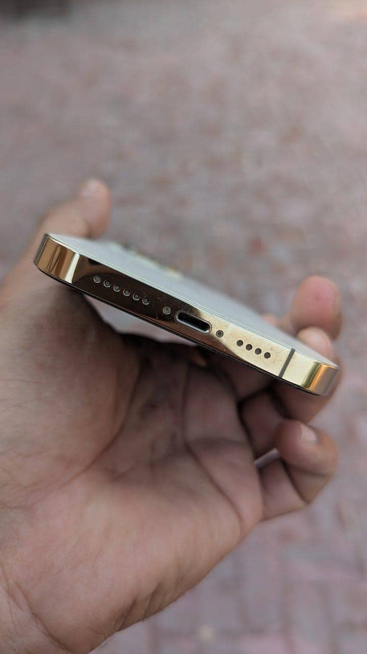 Iphone 13pro max jv 7