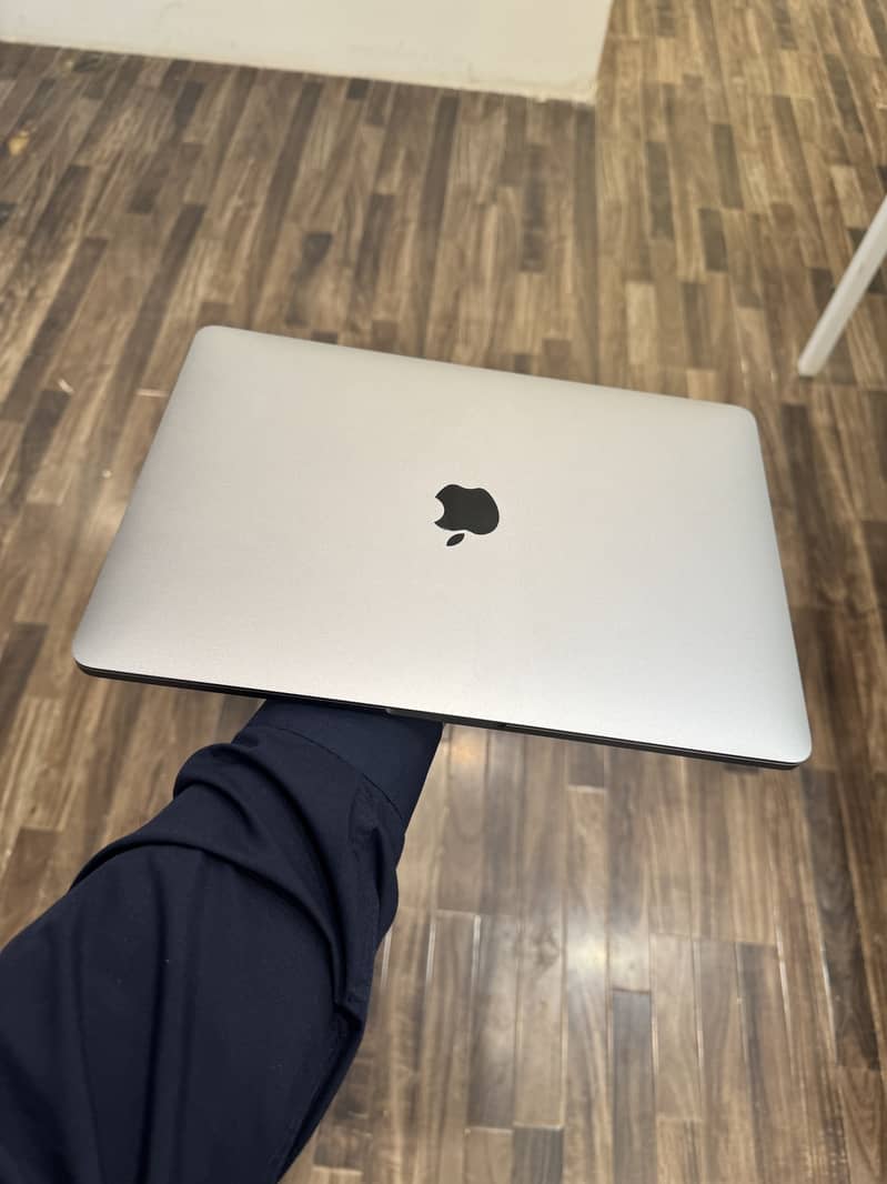 MacBook Pro 2018 1