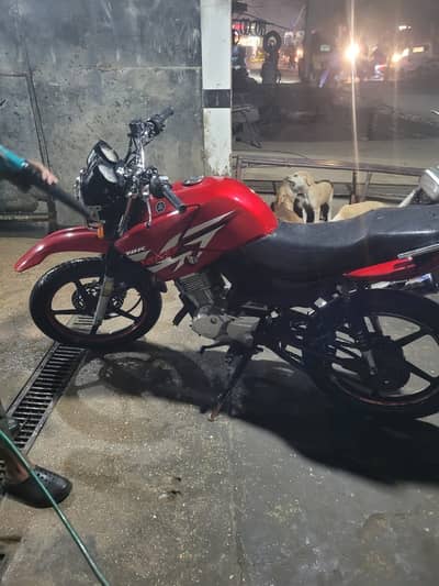 Yamah ybr g 125cc 2016 model all ok chlne ma Vip bike hn