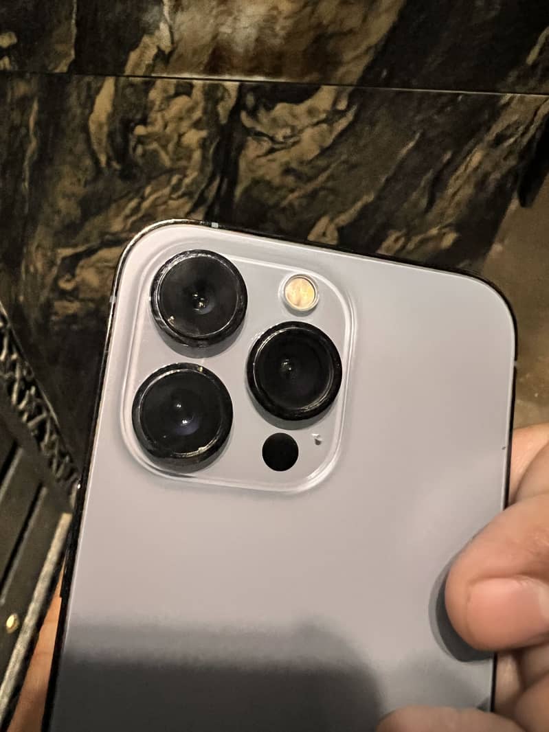 iPhone 13 Pro 3