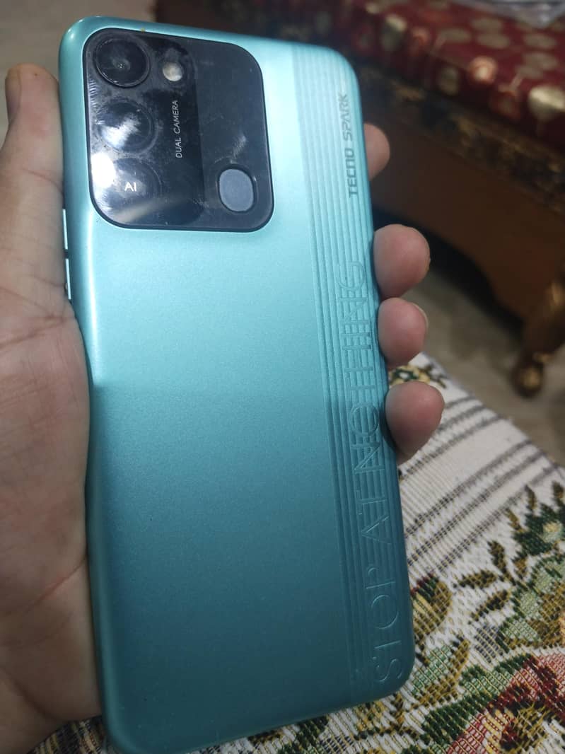Tecno 8c 1