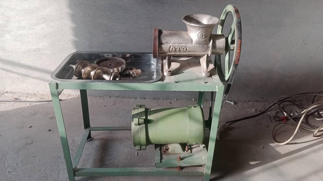 Qeema machine 0