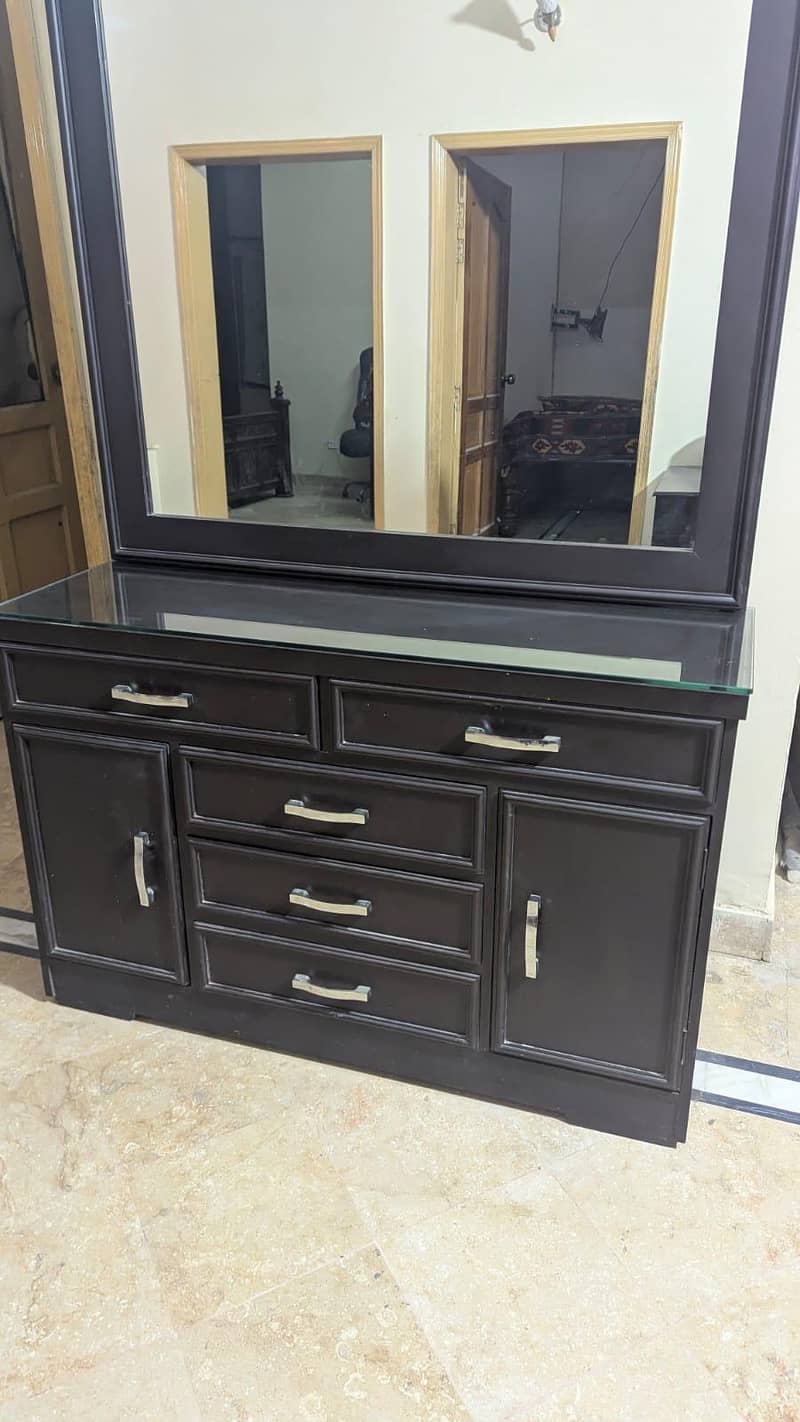 Dressing Table/ Shesham 0