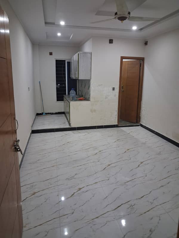 Studio flat for rent 0