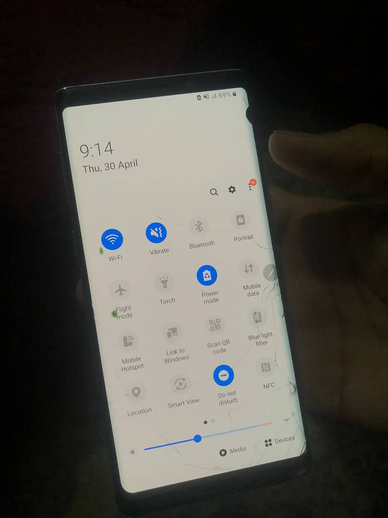 Samsung Mobile Note 9 1