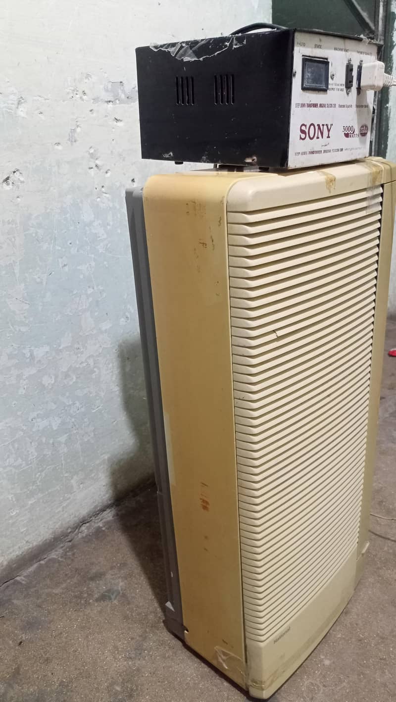 window AC 1tun 6