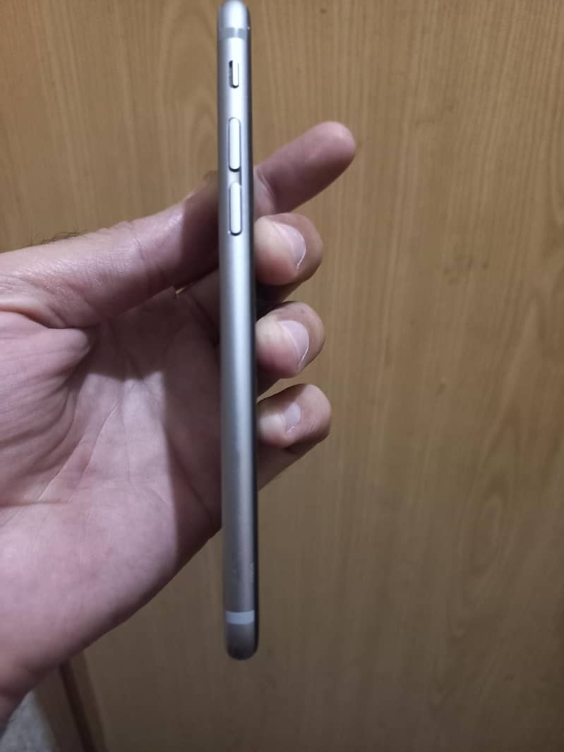 iPhone 6S 3