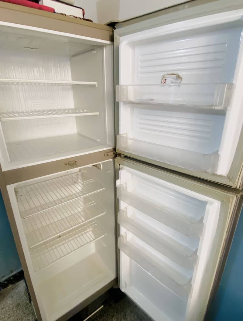 FRIDGE  PEL 3