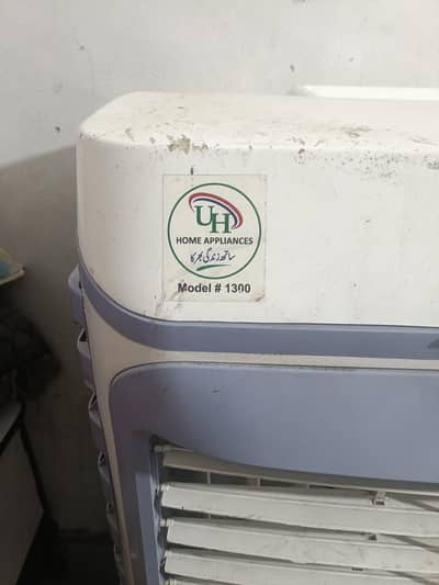 1 adad Room cooler for sale full size only wapda py chalta h
