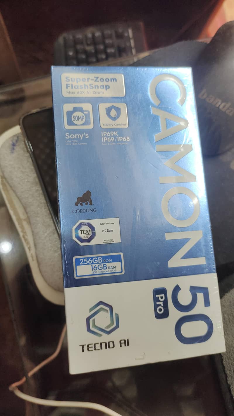 Techno camon 50 pro Box pack 1