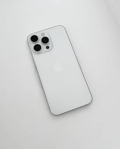 iPhone 15 pro max 256gb white titanium