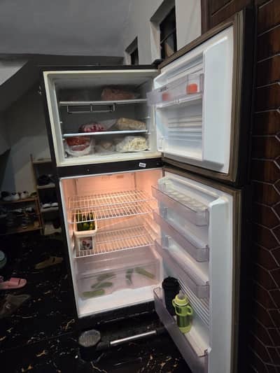 Refrigerator