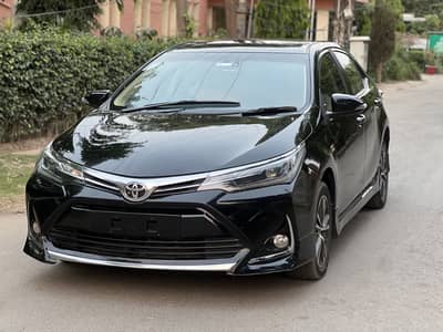 Toyota Corolla Altis Grande CVT-i 1.8 | 2018/19 Model