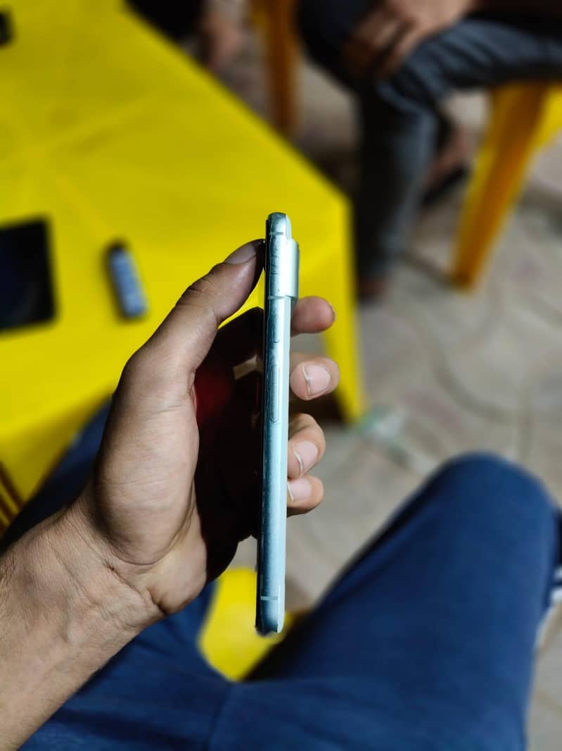 Google pixel 8 1