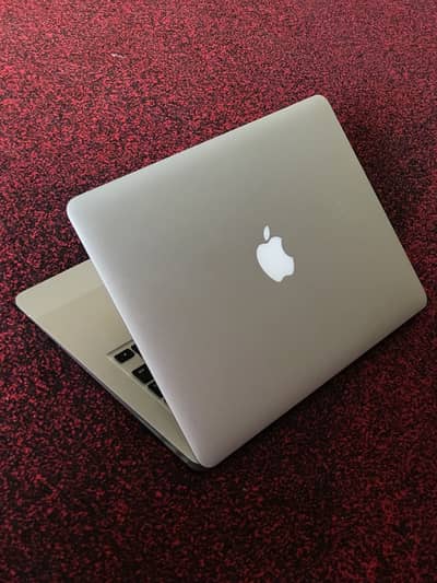 MacBook Air 2017 | Ultra Slim | Intel Core I5 | 8GB RAM 128GB SSD